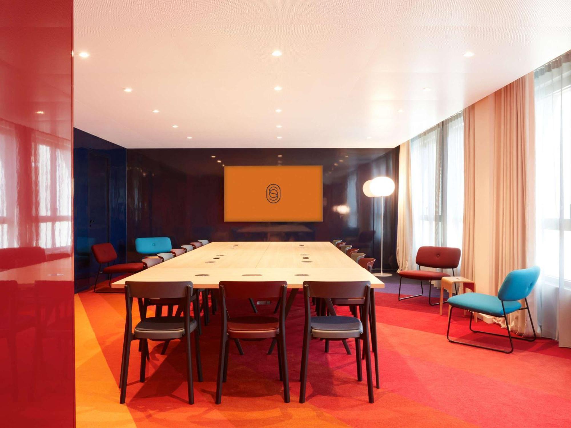 So/ Paris Hotel Kültér fotó Meeting room